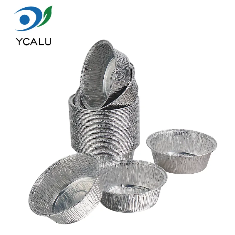 Runde kleine Backbehälter aus silberner Aluminiumfolie