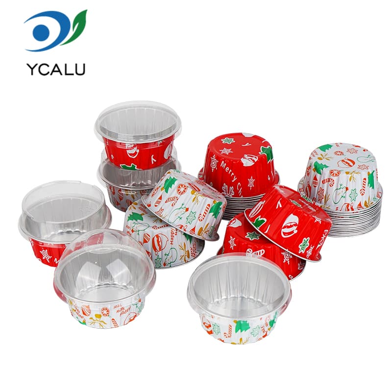 Weihnachtlicher, individuell bedruckter Backbecher aus Aluminiumfolie